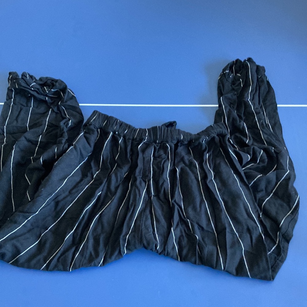 AE pants - Picture 2 of 4